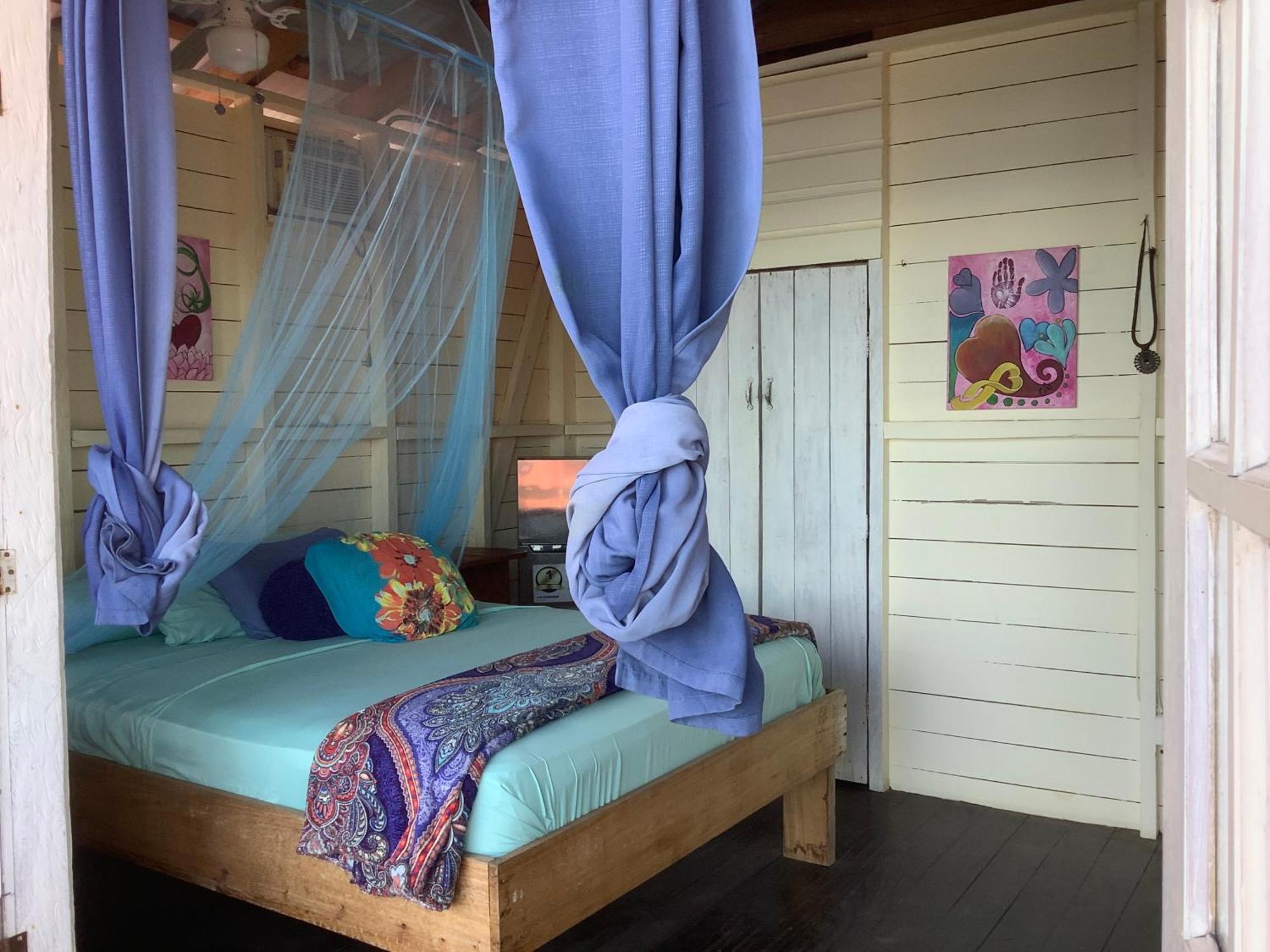 Life Is Good Casa Bocas del Toro